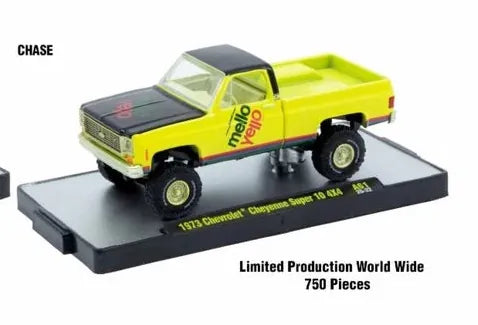 1973 Chevrolet Cheyenne Super 10 4X4 Mello Yello | M2 Machines 1:64 52500-A61-25-22 Chase