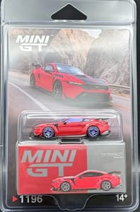 Ford Mustang GTD Race Red | Mini GT 1:64 | Pre-order MGT01196-BL Chase