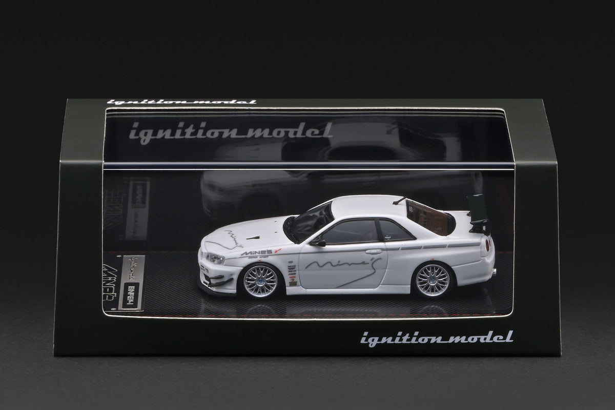 (PRE-ORDER) Nissan Skyline GT-R Mine's R34 White Ignition Model 1/64 IG4092