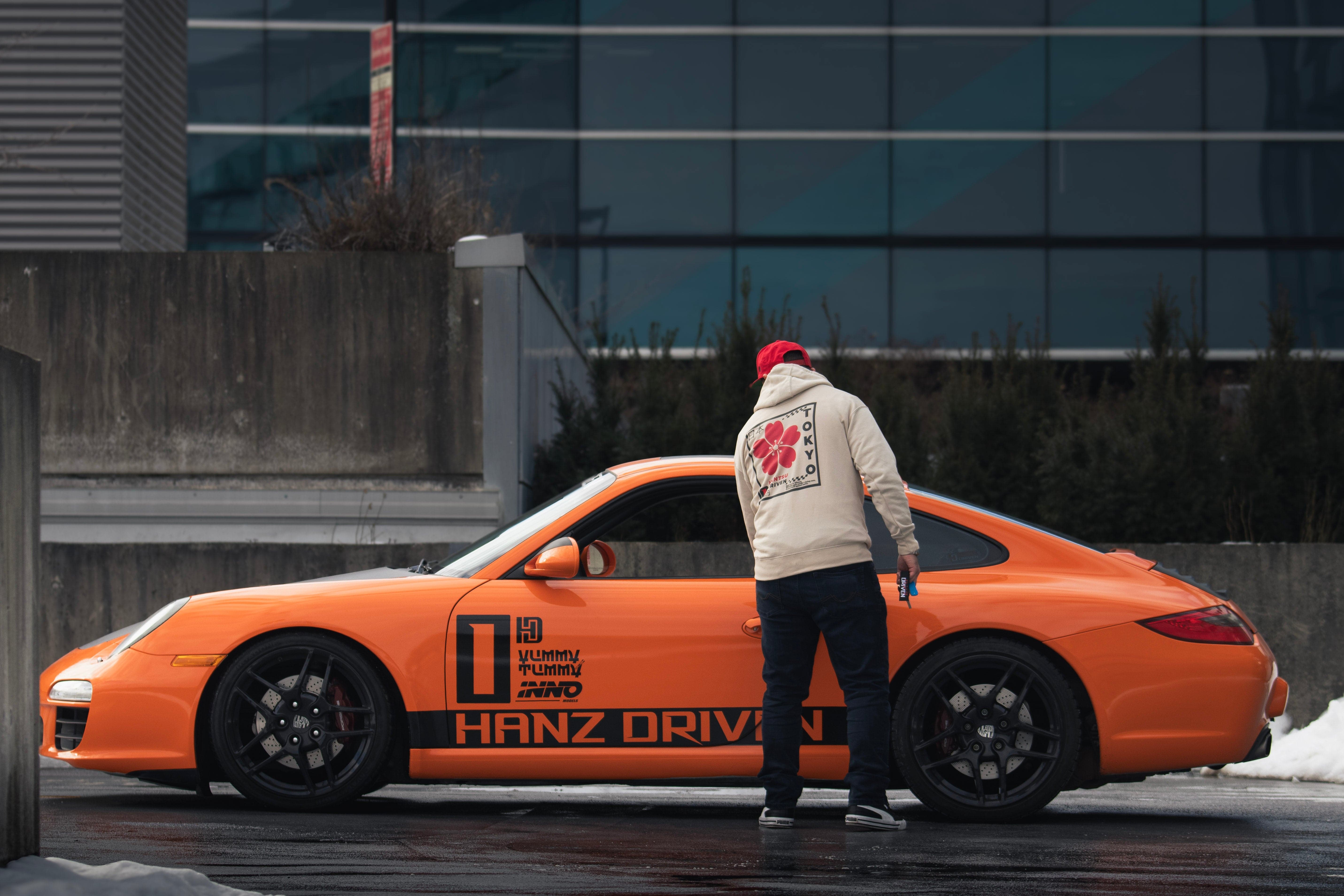 Tarmac Works – Hanz Driven