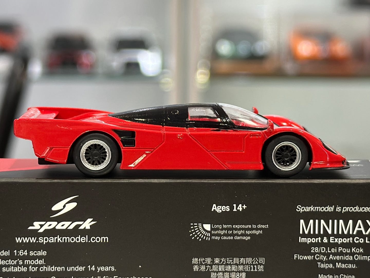 Porsche 1993 Dauer 962 Red Sparky Tiny Exclusive 1/64 – Hanz Driven
