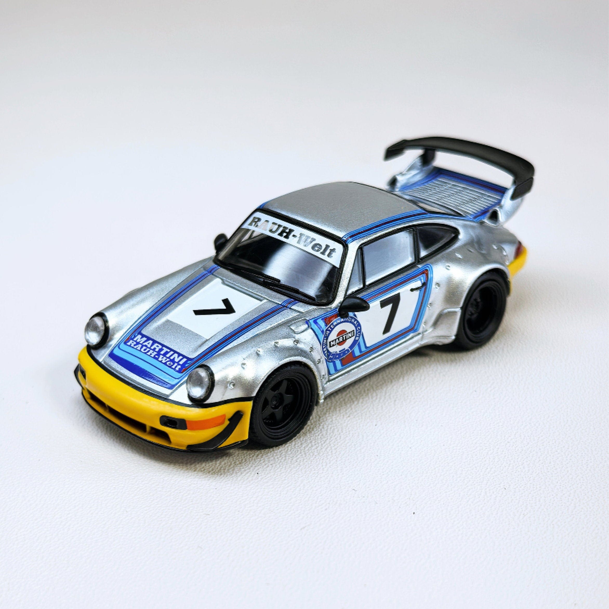 MODELMODEL Porsche RWB 964 Ichiban Boshi #7 Yellow – Hanz Driven