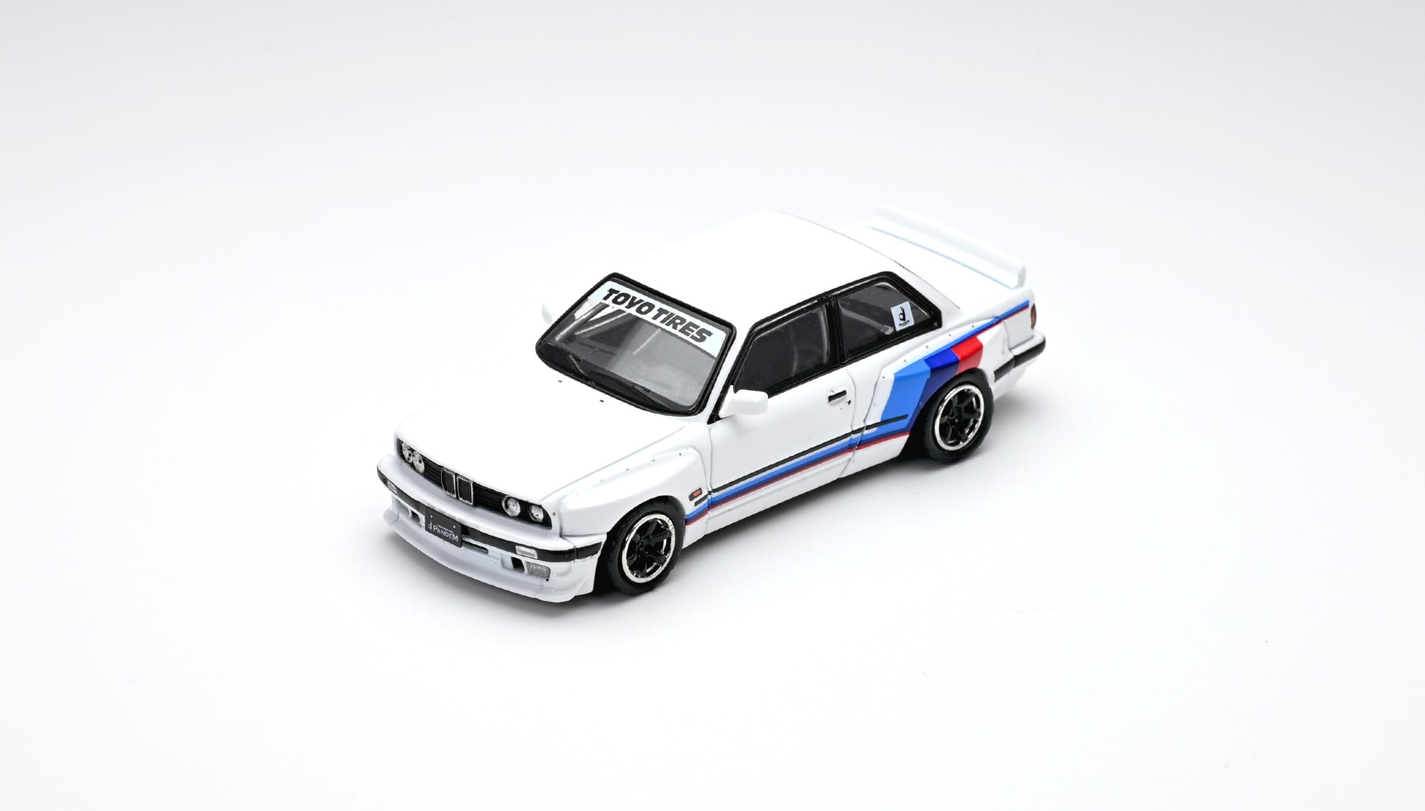 PRE-ORDER) BMW E30 M3 Pandem Rocket Bunny White Inno64 1/64 scale