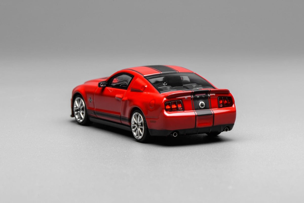 Ford Mustang Shelby GT500 Super Snake 2007 RED with Black Stripe Motorhelix x Greenlight 1:64