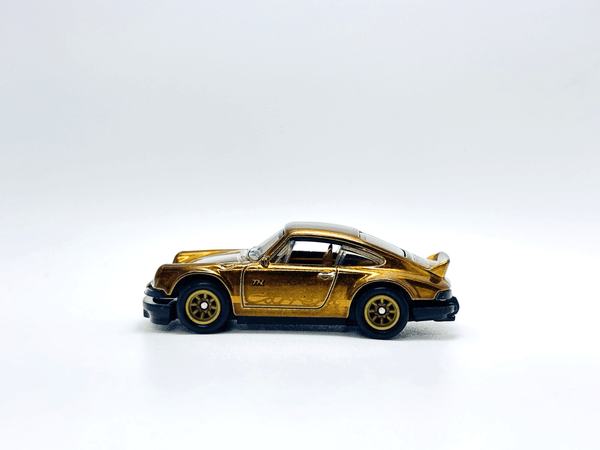 (Unsealed) Loose 96 Porsche Carrera Super Treasure Hunt STH loose Hot Wheels 2026