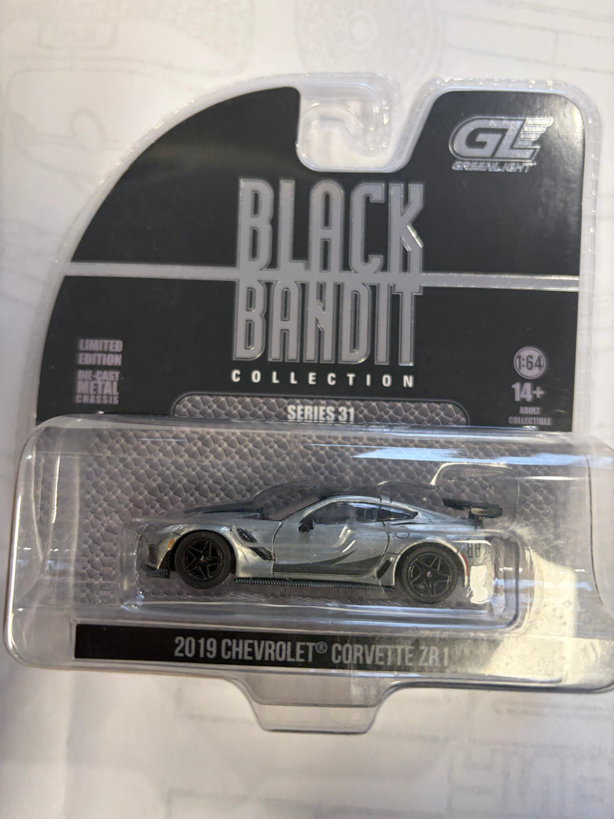 2019 Chevrolet Corvette ZR1 Black Bandit Series 31 | Greenlight 1:64 28190-E chase
