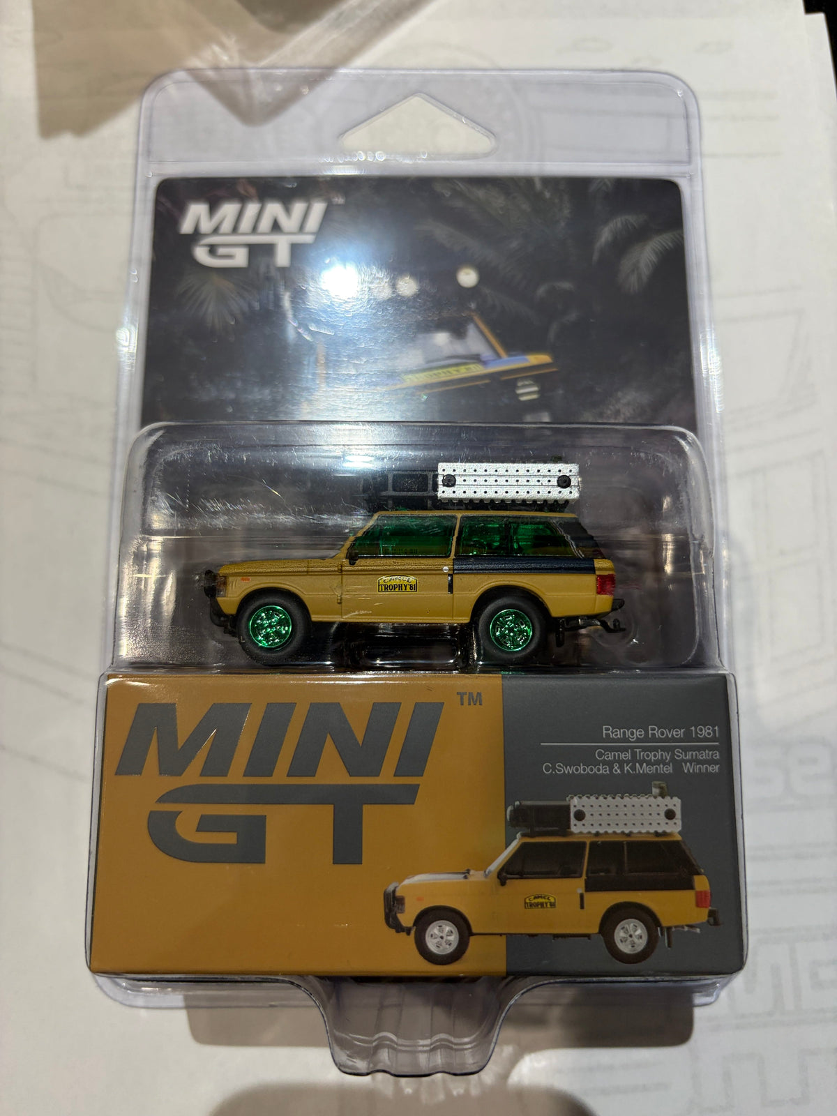 Range Rover 1981 Camel Trophy Sumatra C. Swoboda & K. Mentel Winner Yellow | Mini GT 1:64 MGT01144 chase