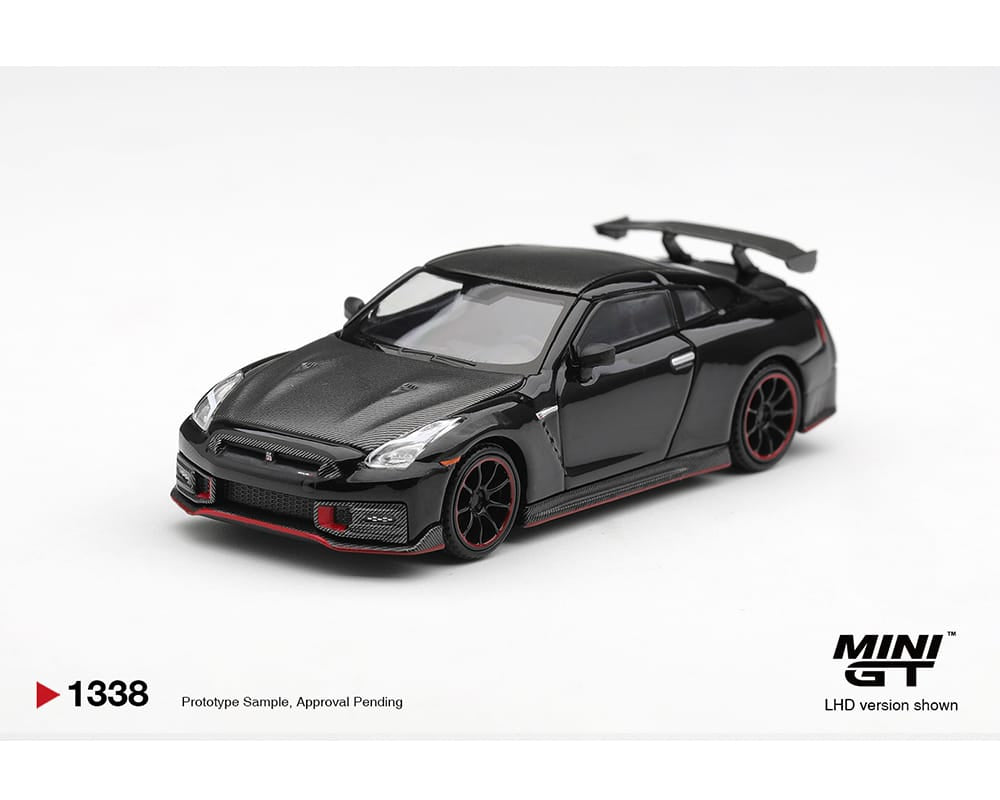 Nissan GTR Nismo 2024 Black Mini GT 1/64 MGT01338-BL
