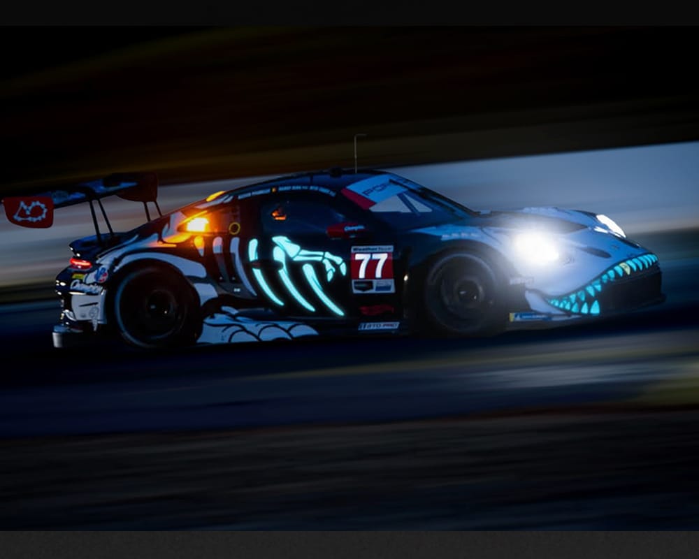 Mini GT Skeleton Rexy Porsche 911 GT3 R | Preorder MGT01436-BL
