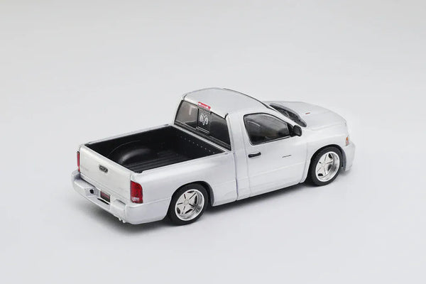 Dodge RAM SRT-10 2003 LHD SILVER Shoom64 GCD 1/64