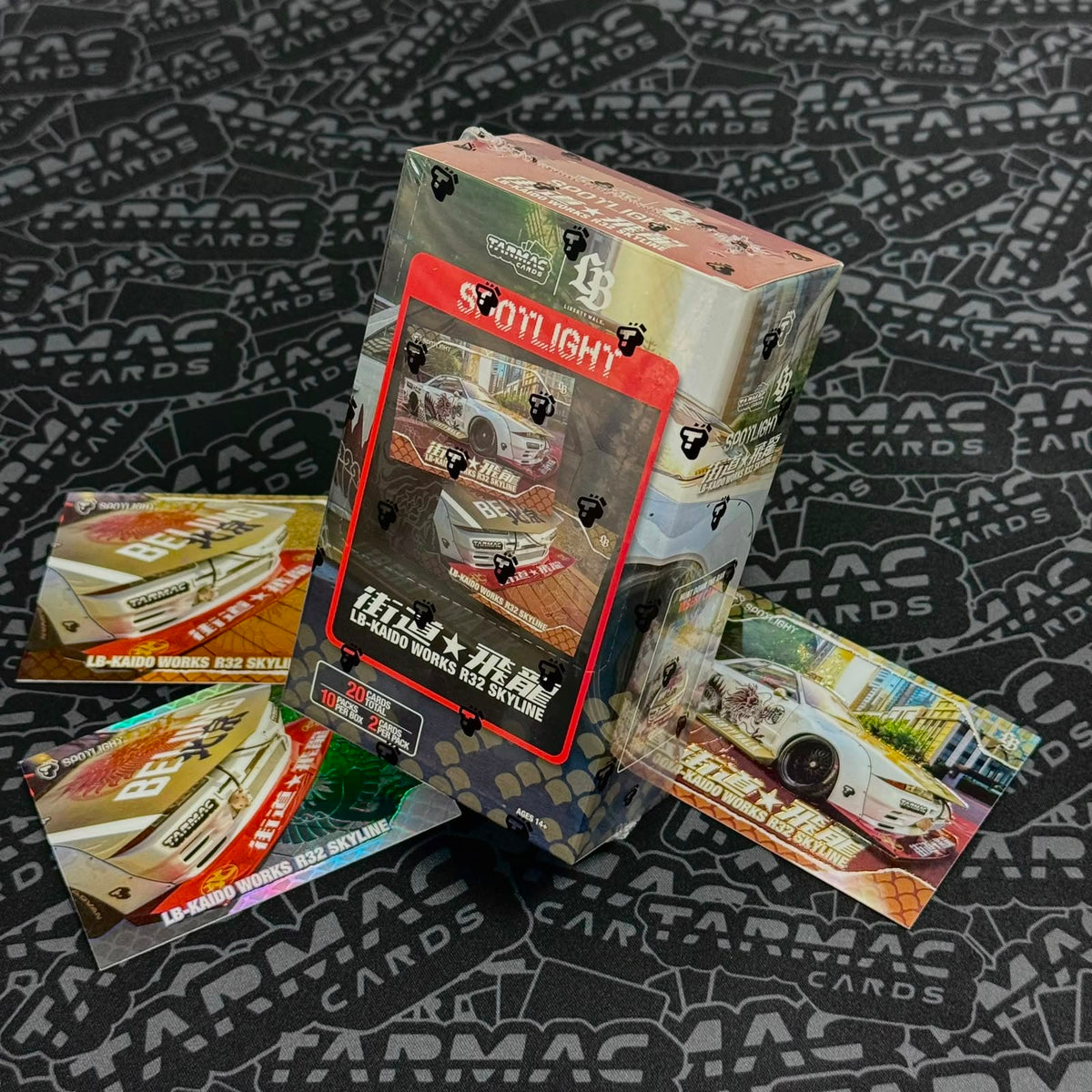 Tarmac Cards Spotlight LB-KAIDO Works R32 Skyline "Flying Dragon" - BOX with 10 packs TC-LBR32-DSL