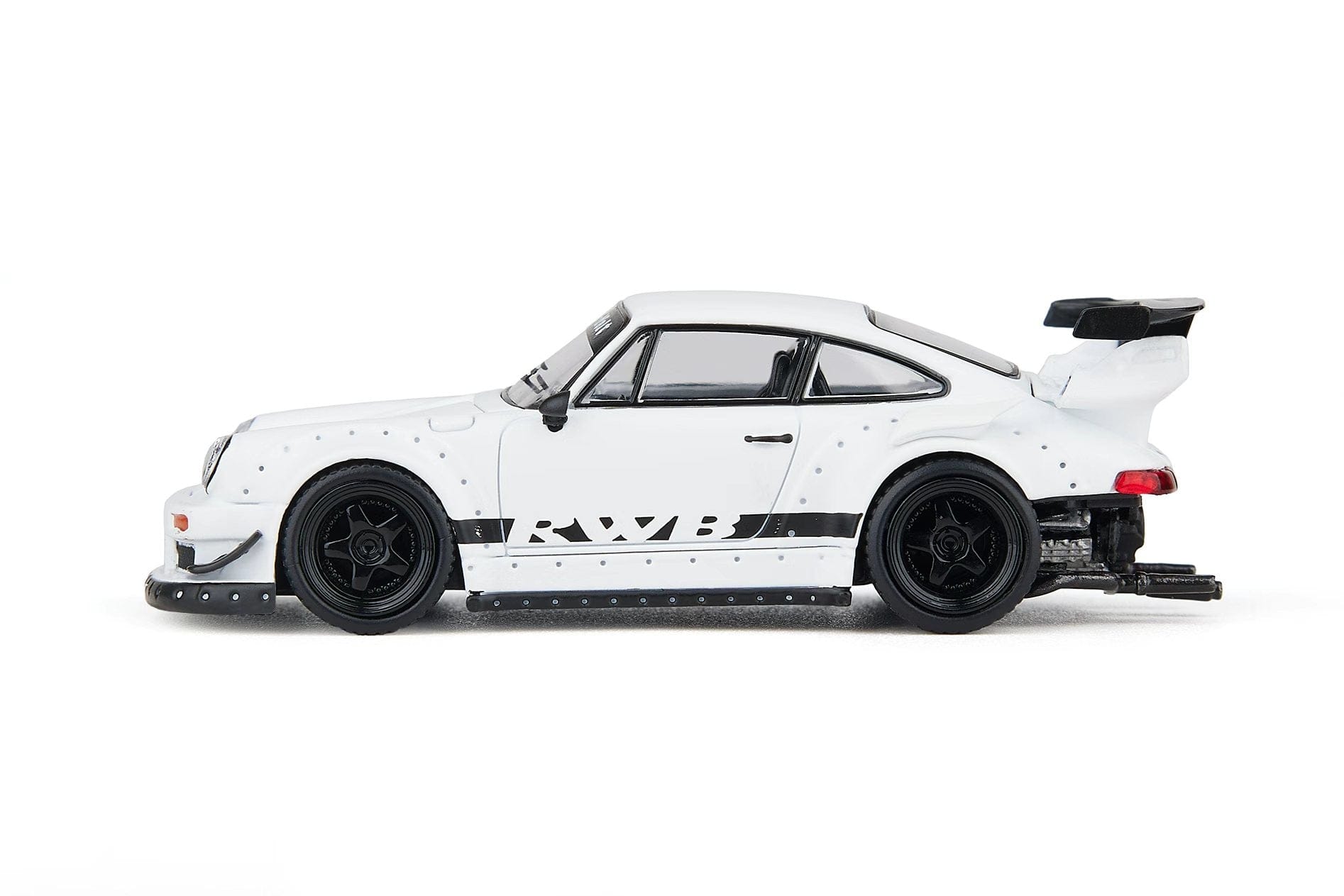 Porsche RWB 930 White MODELMODEL 1/64 scale – Hanz Driven