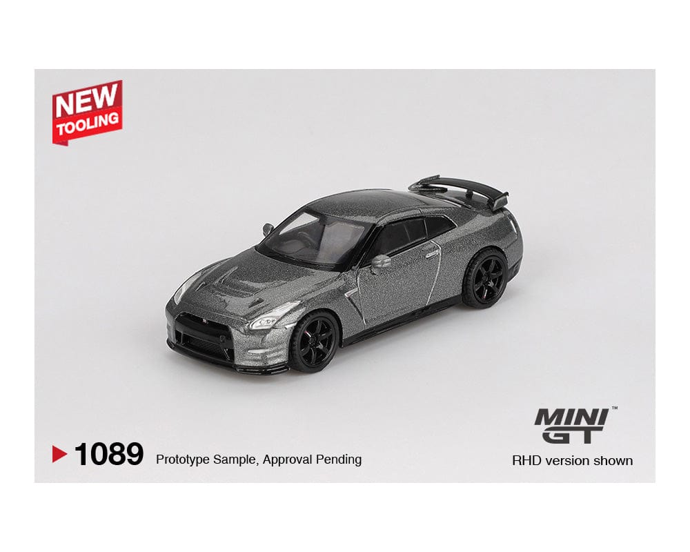 Pre-order) Nissan Skyline 2013 Nissan GT-R NISMO R35 CRS Version
