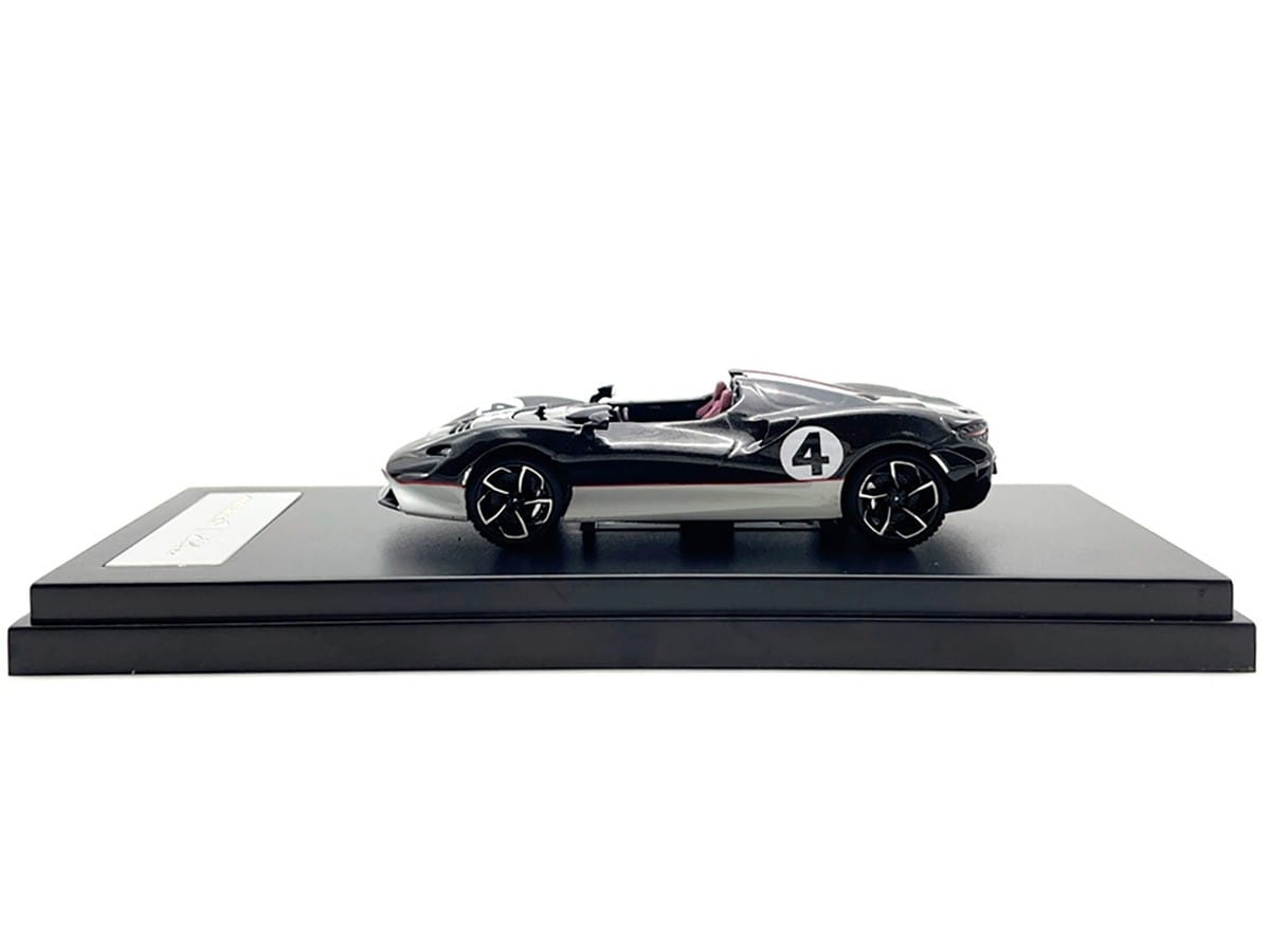 Mclaren Elva Carbon Black LCD Model