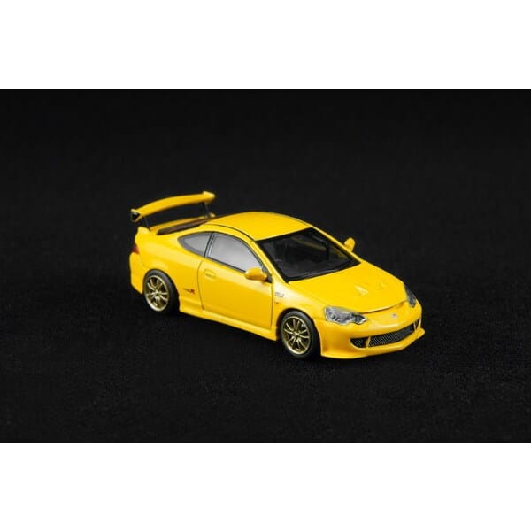 Honda Integra DC5 Mugen Phoenix Yellow 1/64 | Motorhelix M65810